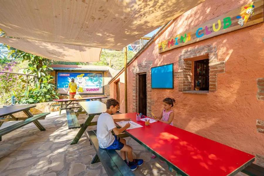Camping La Torre Del Sol - Maeva Vacansoleil Miami Playa Buitenkant foto